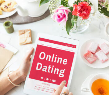 Online Etiquette: How I Communicate on Dating Sites Like a Pro